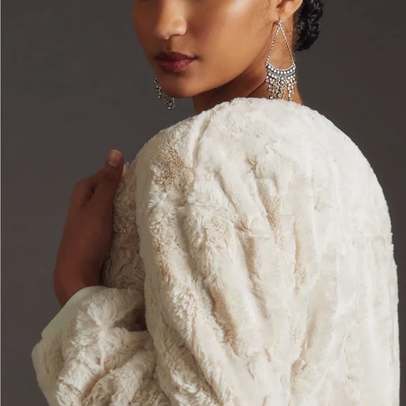 Maeve Cream Faux Fur Shrug - Picture 3 of 6